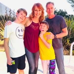 Wendy Braun Instagram - Happy Mother’s Day to all the amazing mothers out there for doing all that you do (and being totally exhausted at the end of the day) but still encouraging   loving. 🙌💕😘 I see you.  I get you. I am you. Be proud of all you give and remember to give that love back to yourself too. 💕😍🙌 And to anyone who has lost their mother, I know how hard today can be. I lost my dear mom 12 years ago, so I understand. Know that her light shines through you today and always and when you think of her today (or anytime) it’s because she thought of you first😍💕😘 #HappyMothersDay2022 #momlife #actorlife #Actorinspiration #loveyourself #boymom