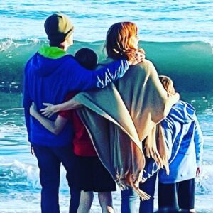 Wendy Braun Instagram - Happy Father’s Day to all the amazing dads. 💙💙💙 I remember being in my early 30s, just getting over a devastating break up (feeling I was late on my marriage and family timeline) and wondering if I’d ever find true love. I also remember hearing this piece of advice: “Marry the man you want your sons to be like.” I’m feel so grateful today that (along my winding path) I reconnected with this amazing man who leads with love, light, humor, grace and compassion. My own father (who I lost over 20 years ago) never met my husband, but I know he would have loved him dearly. So if you’re missing your dad today or wondering how life will turn out for you, just keep trusting in the future you cannot see. Thank you to my sweet husband for teaching our sons to ride the waves of life. Then. And now. And as my late father suggested: #KeepGoingSunshine 💙💙🏄‍♂️🏄‍♂️🙏🙏

#socalliving #surfinglifestyle #happyfathersday