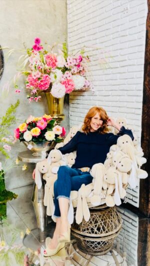 Wendy Braun Instagram - Loved attending this gorgeous LA Moms Event: Mother’s Day Flower Masterclass at Kvitkova Vanil- the most enchanting luxury floral boutique 🌺🌺🌺. @kvitkova.vanil.la 

Learning about these exquisite flowers and how to put them all together from the owner herself, Olga and her designer Anna,, was so creative, informative and fun. 

Thanks to Michelle at @losangelesmommyy 
for putting this entire event together for LA Moms. 

And those gorgeous custom eclairs, each one more beautiful and delicious than the next and all works of art. And the delicious party food. Such a delightful day! And the fragrance in my home is divine. 🌺

So many, amazingly talented creatives   entrepreneurs behind local businesses in Los Angeles. ❤️ Walk your neighborhood and support your local businesses. 

Stop by Kvitkova Vanil at 8362 W. 3rd Street and place an order today! Or go to their link in bio here: @kvitkova.vanil.la  and pre-order for Mother’s Day. 🌺❤️🌺

Check out and follow them all:
Luxury event decor   flowers
@kvitkova.vanil.la 
Epic Customized eclairs: @eclair_a_licious 
Delicious Ukrainian Catering: @mompleasela 
Hostess with the mostess for LA Moms:: @losangelesmommyy 
What’s your favorite flower (or eclair 😜)? Let me know in the comments below. 🌺🌺🌺
#FloralBoutique #LuxuryFlowers #LuxuryFlowerDesign #LAMommy #InfluencerEvent #Blogger #FlowerArranging #SupportLocalBusinesses #momfluencer #entreprenuerlifestyle #actorlifestyle 
@removickatarina 
@stylishlystella 
@japinaychi @mswendybraun  @actorinspirit