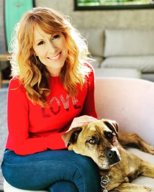 Wendy Braun Instagram - ❤️❤️❤️ Love the love that’s all around you.  Sitting in our outdoor room with this sweet rescue dog reminds me that everything I need is right here. Happy Sunday! #SoCalLiving #outdoorroom @wagsandwalks #rescuedogsrock