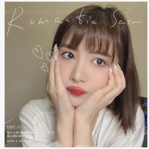Wendy Huang Instagram - 今天已經是居家防疫第9天
最常被問的問題就是在家都在幹嘛
大部分回覆都很勵志
線上辦公充實自我整理房間沈澱自己...等等
但充實之餘難得的耍廢機會我怎麼可能會錯過呢🥴

剛好最近古裝劇看多了
《天命奇御》裡面的劇情關卡特別深得我心
玩家不但可以挑戰懸賞解謎、結識武俠高手、習得各派武功更可以尋覓紅顏知己😍😍😍（重點誤？
沒辦法誰叫裡面角色男的帥女的美呢
總之真是一解我熱血澎湃的心啊😌

重點是現在有個超棒的消息
天命奇御《免費千組序號》在粉絲團發送中🤩！！
讓你在家為防疫盡一份力的同時也能有趣度過
這麼棒的好康484要手刀領起來🥰

#在家就是保護自己跟他人
#居家防疫遊戲玩起來