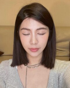 Actress Wendy Huang HD Instagram Photos and Wallpapers March 2022