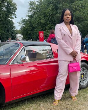 Weruche Opia Instagram - Since it’s Barbie season 💞
Thanks again to @laurentfeniou and my @cartier family for another fun year at @fosgoodwood 💖🏎️🚙