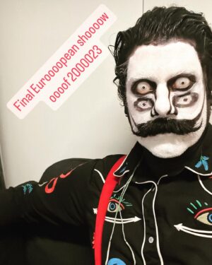 Wes Borland Instagram - Thanks to everyone who came out to our third visit to Europe this year. Our London show was especially memorable! We’re so grateful. Cheers. See ya next year! US, Australia, New Zealand, and Japan coming up.