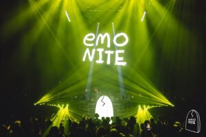 Wes Borland Instagram - Thank you @emonite for including me for a little nu metal “dj” (pressing play) set last night at The Avalon in Hollywood and much appreciation to my sister @musickillskate for doing it with me and my main squeeze @aliejoboxblock and bestie @andrea_matarrese for going bananas. That was so much fun! 
📸!!!!!!!
@acaciaevans 
@jasminedenisse