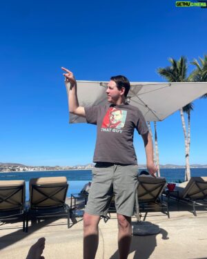 Wes Chatham Instagram - My pal Gil brought me on vacation with him. #horsebarceo
