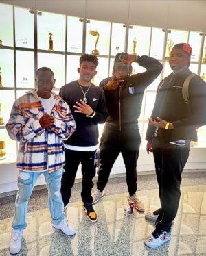 Wesley Armstrong Instagram - Documenting the journey: To say the Black Creator Summit @disneyland was epic is an understatement! 🚀 In the 2 day summit we met TV and film execs empowering diverse stories and perspectives. Proud to be among 80 top creators. #DisneyPowerOfJoy #BlackCreators #vigilantecomingsoon