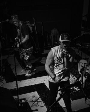 Wesley Stromberg Instagram - Turnin up while the sun drops 🤘🏼🎸#bandlife