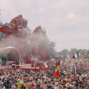 Wildstylez Instagram - Some of the brand new tracks I played at Defqon.1 last weekend! 🔥 Let me know which one is your favorite 👇

1.⁠ ⁠Transforming (@projectone_official)
2.⁠ ⁠⁠Hollow (with @atmozfears)
3.⁠ ⁠⁠Defiance (with @soundrush)
4.⁠ ⁠⁠My Favorite Song (with @showtek)
5.⁠ TBA