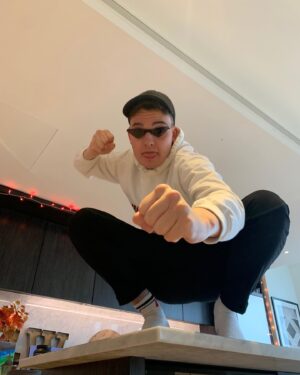 Will Lenney Instagram - This is me PRIMED and ready in my (totally sold out!!) merch.. if you fancy winning the entire line of this (totally sold out never available again) merch follow @primevideosport and like this very post to enter!!
UK Resident | 18  | T&CL amazonprizes.co.uk #ad