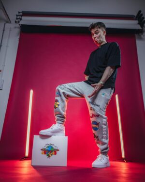 Will Lenney Instagram - 8PM TOMORROW WHO’S READY