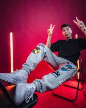 Will Lenney Instagram - 8PM TOMORROW WHO’S READY