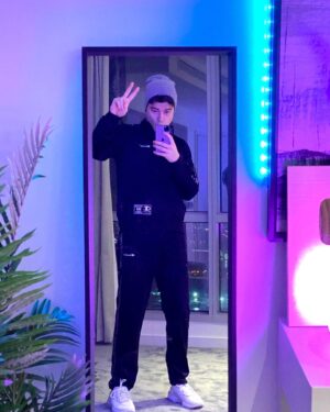 Will Lenney Instagram - Hello friends! Would you like to be in with a shot to win a PS5? Well good news, me and JD are giving one away!!😎 If you want to enter follow @jdofficial and leave a like and a comment on this post! We’ll be picking a winner soon, best of luck x #AD

T&C’s - https://bit.ly/3lvwuRo