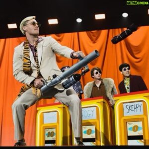 Will Neff Instagram - Reallllly Big Show!

Thank you Twitchcon! You were electric!