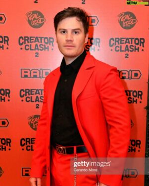 Will Neff Instagram - Creator Clash 2 was incredible.
I was so proud of @mythig_ and all the other fighters who put it all on the line for charity.
