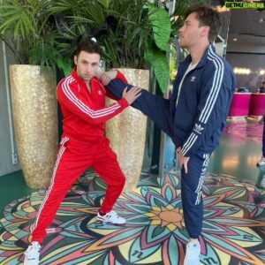 Will Neff Instagram - Twitch Con day 1:
Gotta stretch it out.