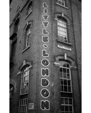Will Tudor Instagram - Shad Thames ◻️◼️ #photography #canon #canonm5 #blackandwhite