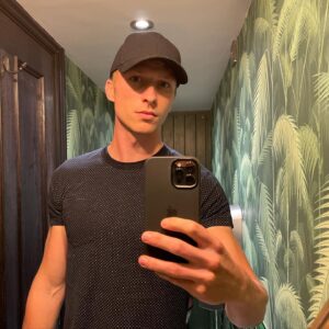 Will Tudor Instagram - Here’s a pic of my phone in a mirror - I couldn’t stop me getting in the picture because of the wide angle lens #damnyouiphone12