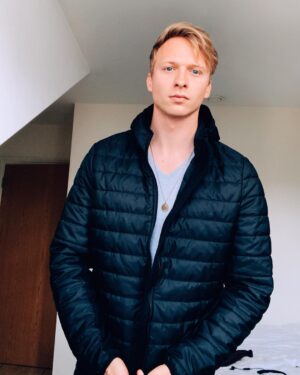 Will Tudor Instagram - Thank you @jenna_mccorkell for my @chiquesport jacket! Jenna very kindly gave us some ice wear for our training on “Torvill and Dean” (although I’m basically now using it as my main jacket so thank you!)