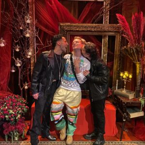 Willam Belli Instagram - #interviewwiththevampire took us on a wild ride for their season 2 premiere at the McKittrick Hotel. Tune into @amcplus @amc_tv and get immersed into Théâtre des Vampires and the whole @immortal_amc universe May 12 @bustle #ad