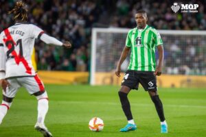 William Carvalho Instagram - Estamos na final da copa do Rey porraaaa!!!! VAMOSSS👌🏿#MODOCAPSULA 🙏🏿⏳💪🏿