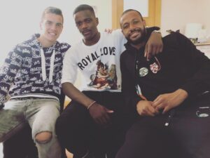 William Carvalho Instagram - 👊🏿👊🏻👊🏿
