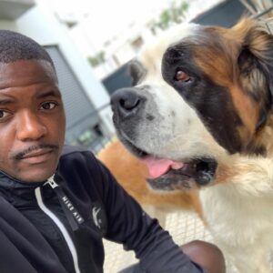 William Carvalho Instagram - Infelizmente perdi o meu Boris! Guardarei para sempre no meu coração, os bons momentos que passamos juntos ao longo destes anos ! 😭❤️🐶 🙏🏿