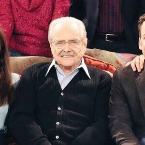 William Daniels Instagram - Happy to be back with my #GMW friends for the finale this Friday. Mr. Feeny has only gotten wiser with age.