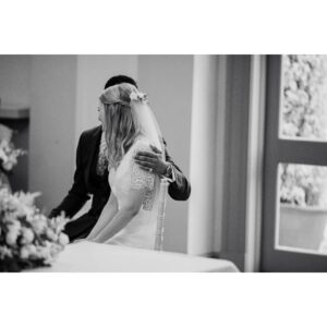 William Kirk Instagram - The best day of my life

Thank you to all who attended and to those that helped to make it happen

📸@siobhanbealesphoto
⛪@elise_envisioned_weddings
💐@corkyandprince
🎻@musicstudentsforhire 
💍@rtfj
👗@storyofmydressbridal
💄@ellehitchensmakeup