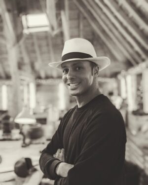William Kirk Instagram - The Repair Shop or Havana? 

.
.
.
.
 # therepairshop #bbc #hats