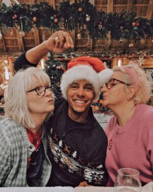William Kirk Instagram - I hope you enjoy watching this year's Repair Shop Christmas Special as much as we enjoyed making it. Merry Christmas 🎄

.
.
.

#therepairshop #christmasspecial #bbc #makedoandmend