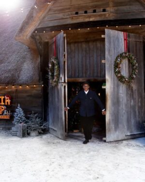 William Kirk Instagram - I hope you enjoy watching this year's Repair Shop Christmas Special as much as we enjoyed making it. Merry Christmas 🎄

.
.
.

#therepairshop #christmasspecial #bbc #makedoandmend