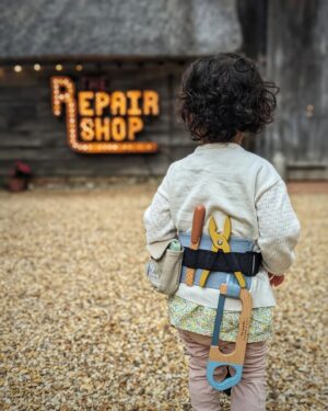 William Kirk Instagram - I've been away from the barn, filming an exciting new project for the past few weeks. Fear not, I've sent in the perfect temporary replacement 👧🏾❤️

.
.

#therepairshop #bringyourkidstoworkday