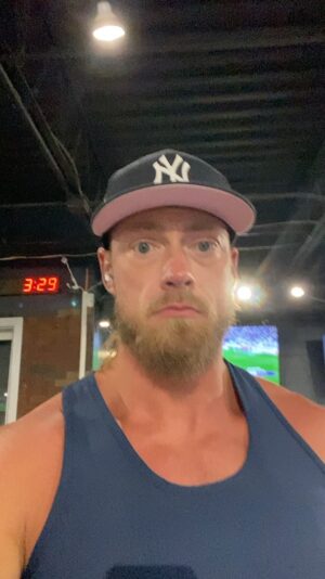 William Morrissey Instagram - Start your week off right with Learning Tree Lessons w/ Big Bill pt. 6 🔴🪵

#mondaymotivation #StayLearning #riseandshine #everyoneelseissleeping #BigBill #LearningTree #positivity #changingtheworld #RedWood #maximizeyourminutes #selfreflection #lookinward 

😊👍