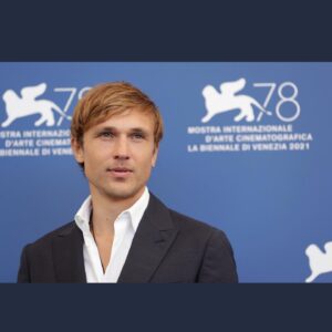 William Moseley Instagram - Land of Dreams - 🙏🏾 thank you @shirin__neshat @xshoja @soltryon @jeanclaude.carriere @betacinemaofficial #orrizontiextra #biennalecinema2021 @labiennale