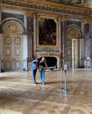 William Moseley Instagram - Thank you @nadia_fares for an incredible, pinch me moment, yesterday. Thank you also to @chateauversailles for a wonderful tour to learn the history of the palace. And thank you to @jbdjebb for helping me to come to France; your kindness and hospitality is beyond anything I could have hoped for. 🇫🇷🌠🏛🤴🏼👸🏽 
Merci beaucoup 🌟🌟🌟