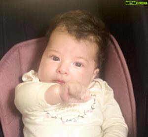William Muñoz Instagram - MI PRINCESA INGOBERNABLE 
👑 

😍❤️
#bella #aurora 
#bebe