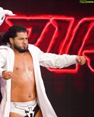 William Muñoz Instagram - TOMORROW in Montreal, QC!
@centrebell | AEWTIX.com
#AEWDynamite LIVE 8/7c TBS

#AEWContinentalClassic: GOLD LEAGUE

If @toro_blanco_rush (3Pts) beats @JonMoxley (6Pts) WEDNESDAY on Dynamite, he will tie for the lead in the Gold League!

Who is your pick to win?