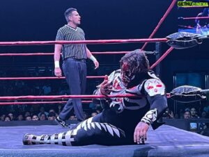 William Muñoz Instagram - 🚨‼️🚨‼️🚨‼️🚨‼️🚨‼️🚨
Que mejor manera de despedirme de mi México que con esta rivalidad , que ya se convirtió en un verdadera clásico de la lucha libre … Gracias a todos los que me acompañaron en este evento , ahora enfocaré todo mi potencial en mi casa AEW , pronto sabrán de mi…
#aew #LFI 🇲🇽