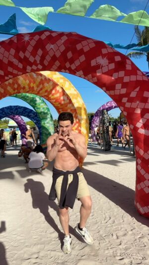 Willy Martín Instagram - Proud 🏳️‍🌈