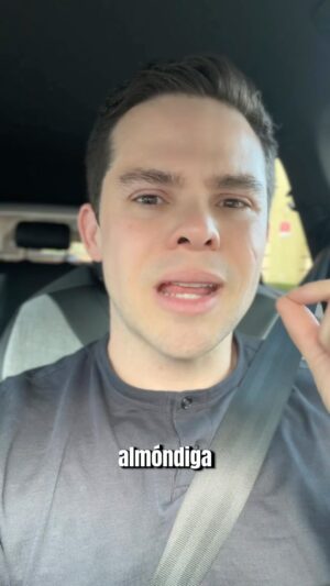 Willy Martín Instagram - Si conoces a alguien que dice ALMÓNDIGA en vez de ALBÓNDIGA 🍝 mándele este vídeo… por cierto dime que otras palabras a las que les cambian las letras o la pronunciación en ti zona #hablemosbien 🗣️
