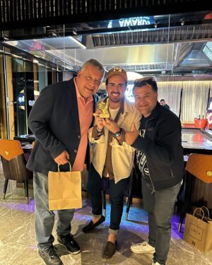 Willy Sabor Instagram - Queremos expresar nuestro agradecimiento por este bonito premio que nos han concedido. Recibimos el premio como mejor podcast del año 2023, en los SUPER LIKE AWARDS. 

Les agradecemos de todo  corazón y esperamos seguir contando con su apoyo en nuestro proyecto. Este premio nos inspira para seguir trabajando con humildad y compromiso hacia la excelencia. Muchas gracias ❤️