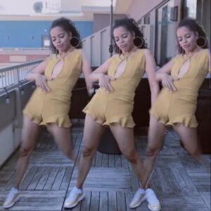 Wilna Castillo Instagram - Which one is your fav 1.2.3 or 4? #choreography by @yvngflick & @grayyseee #tiktok #dancer #tiktokchallenge #tiktokdance