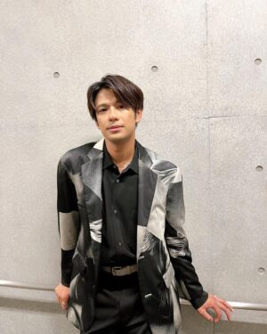 Win Morisaki Instagram - カル最、最強でした！
楽しかった！！
ずっと歌いたかった曲も歌えて本当に幸せですな！！
皆様、ご来場ありがとうございました！
是非、放送もお楽しみに！！

#ミュージカルは最強です
#カル最
#森崎ウィン
#MORISAKIWIN