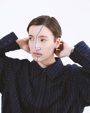 Winona Guyon Instagram - Capturing moments with a non-binary individual was truly magical! It was amazing to capture their essence as simply a human being. Everyone deserves to be seen and celebrated just as they are! Oneness! 📸🌈 

Model: @w9nda 
MUA & stylist: @yaltina 
Photographer: @belindastoephotography 
Studio: @studiogreenpix @greenpix.se 

#nonbinary #diversity #photography #humanity