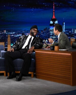 Winston Duke Instagram - TONIGHT: @winstoncduke stops by to talk @thefallguymovie! #FallonTonight 

📷 @toddowyoung