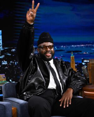 Winston Duke Instagram - TONIGHT: @winstoncduke stops by to talk @thefallguymovie! #FallonTonight 

📷 @toddowyoung