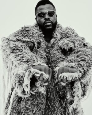 Winston Duke Instagram - Thank you for all the amazing birthday wishes. I feel so blessed and great-full to have another turn around the sun…to have life… to have thought, to have breath in my lungs. Thank you all for blessing my timeline and DM’s with warm wishes and intentions… words fail to express the depth of my appreciation.. but i love ya’ll 🙏🏿