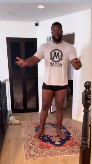 Winston Duke Instagram - Just resting up & preparing …
•
•
•
#feelingbrandnew #winstonduke