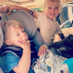Winter Ave Zoli Instagram - I hit the jackpot with these two....happy Mother’s Day to all the hard-lovin’, hard-working mama’s and mama figures out there....♥️